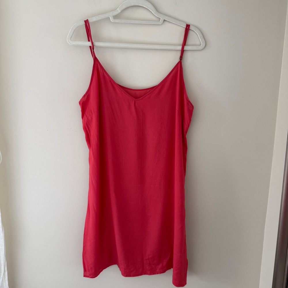 The Great Coral Pink Viscose Modal V-Neck Camisole Top with Adjustable Straps